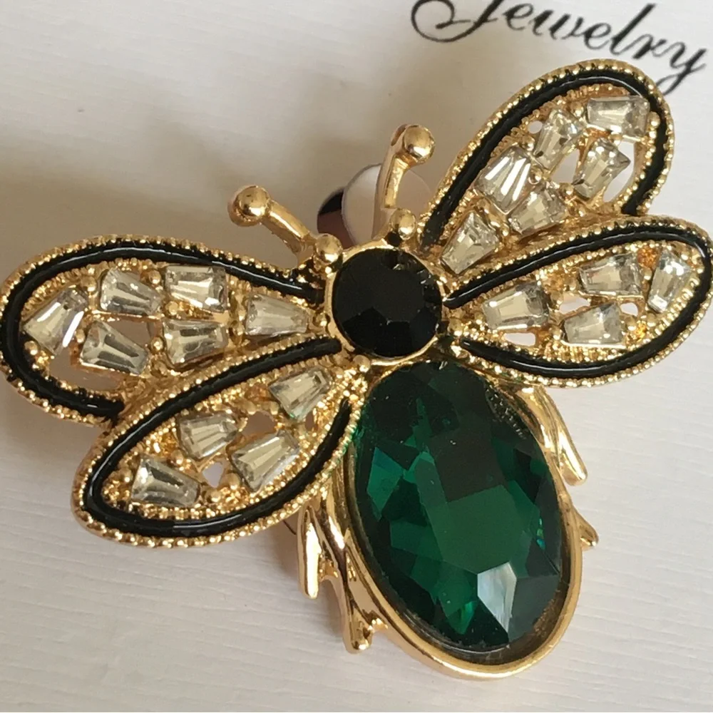 Bumblebee Green and Gold Tone Rhinestone Brooch Pin